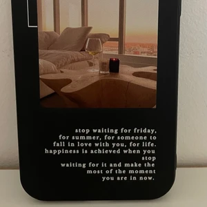 iPhone 12 skal  - Silikon. Använder it. Väldigt billigt. 