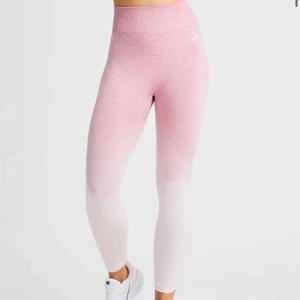 Träningsbyxor - Säljer dessa ombré tights i storlek xs/s 💓 använda fåtal gånger. köparen står för frakt!