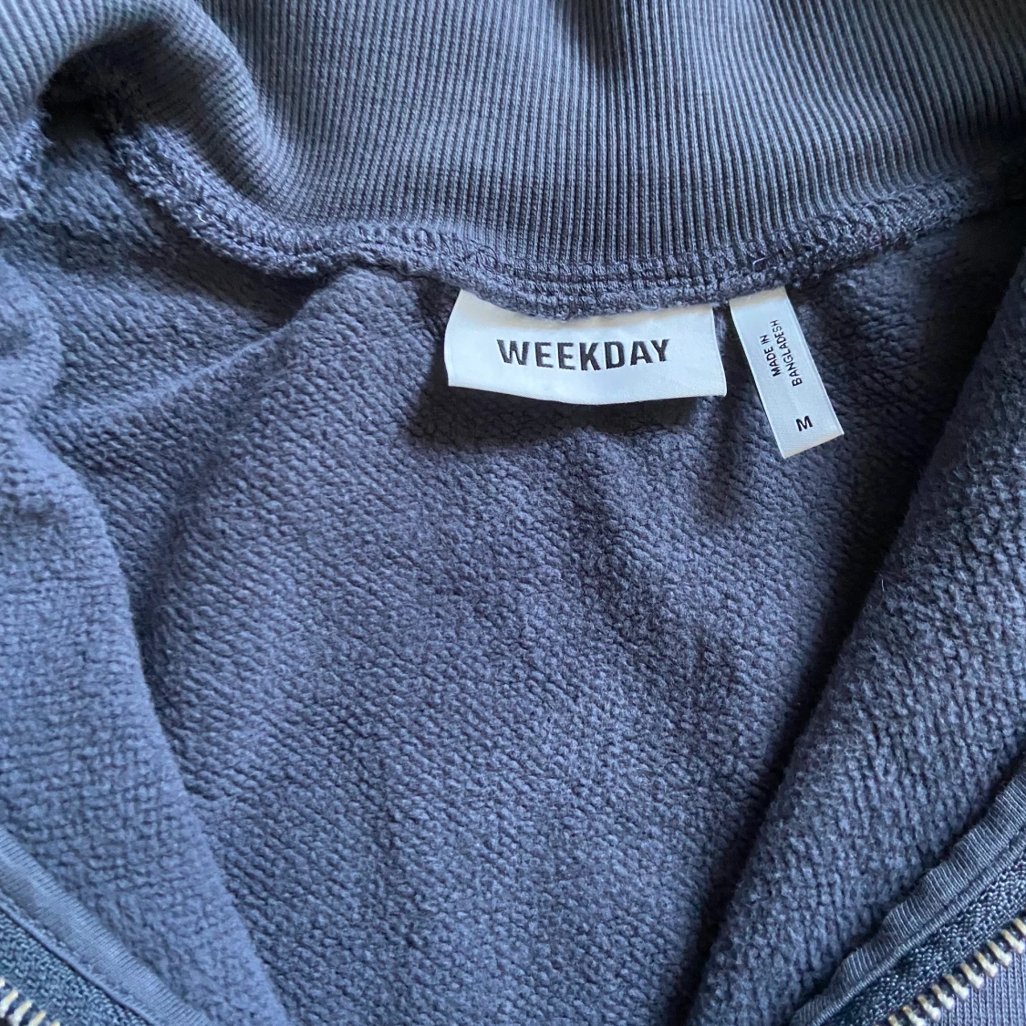 Weekday Ziptröja - 90