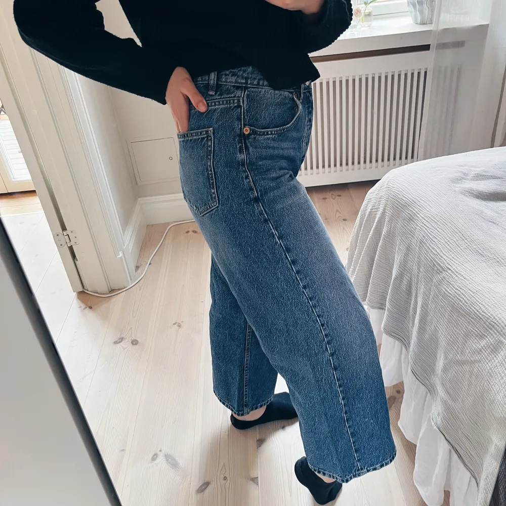 Wideleg-jeans från Zara. Fint skick.. Jeans & Byxor.