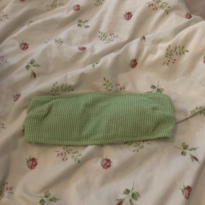 Bikinitopp - Helt ny storlek S