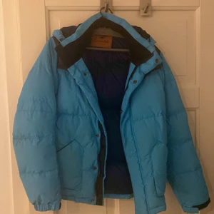 Jackson Hole jacka  - St. 164 Skick 9/10  Bara använd ett fåtal gånger Nypris: 4500