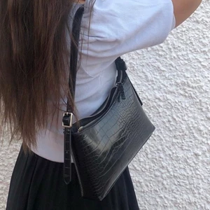 Väska - Jättefin väska som tyvärr inte kommer till användning💕(bilden är lånad) 250 ink frakt