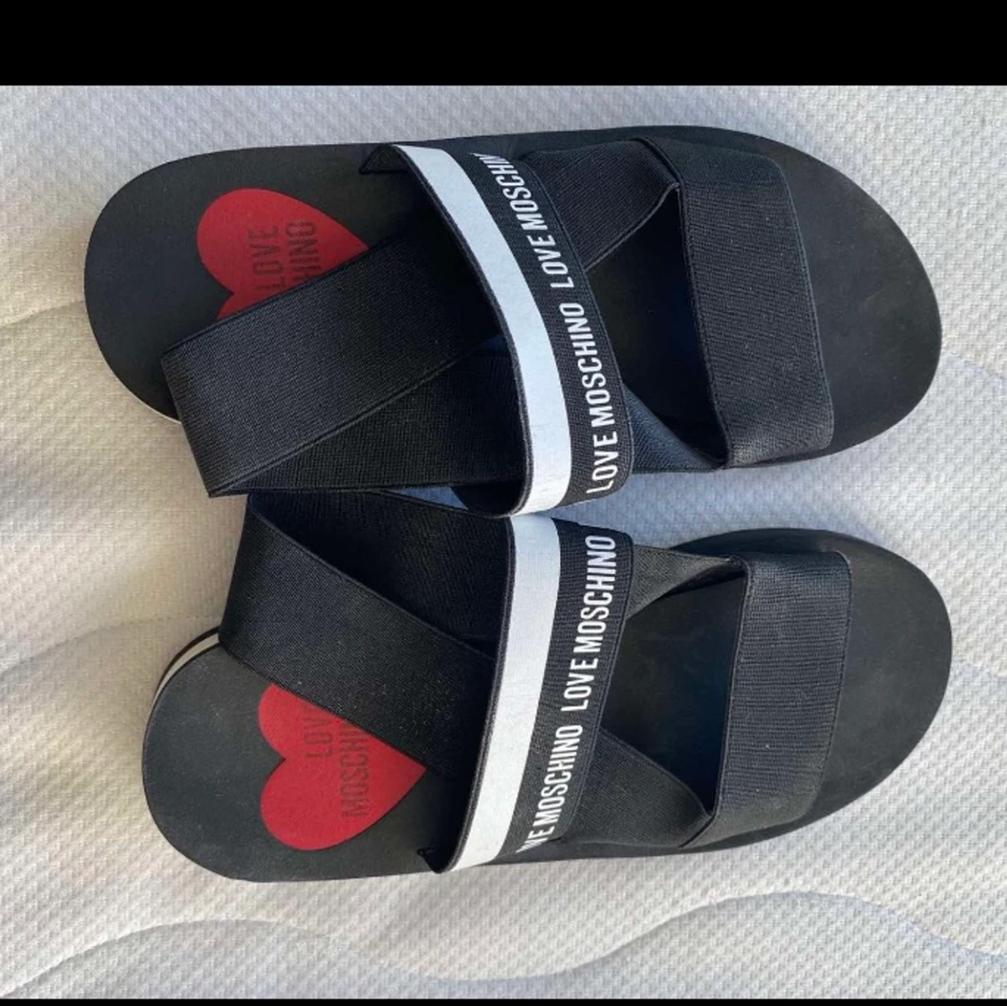 Love Moschino Sandaler, pris 150kr - 90