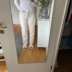 beige jeans