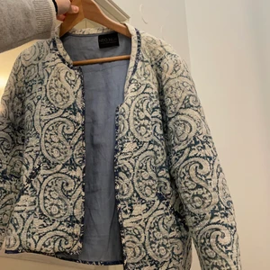 Jacka  - Så fin och unik jacka från Neo Noir 🙌🏼🙌🏼💕hör av er vid funderingar!