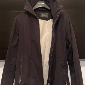 Peak performance  - Höst/vår jacka Stl S 