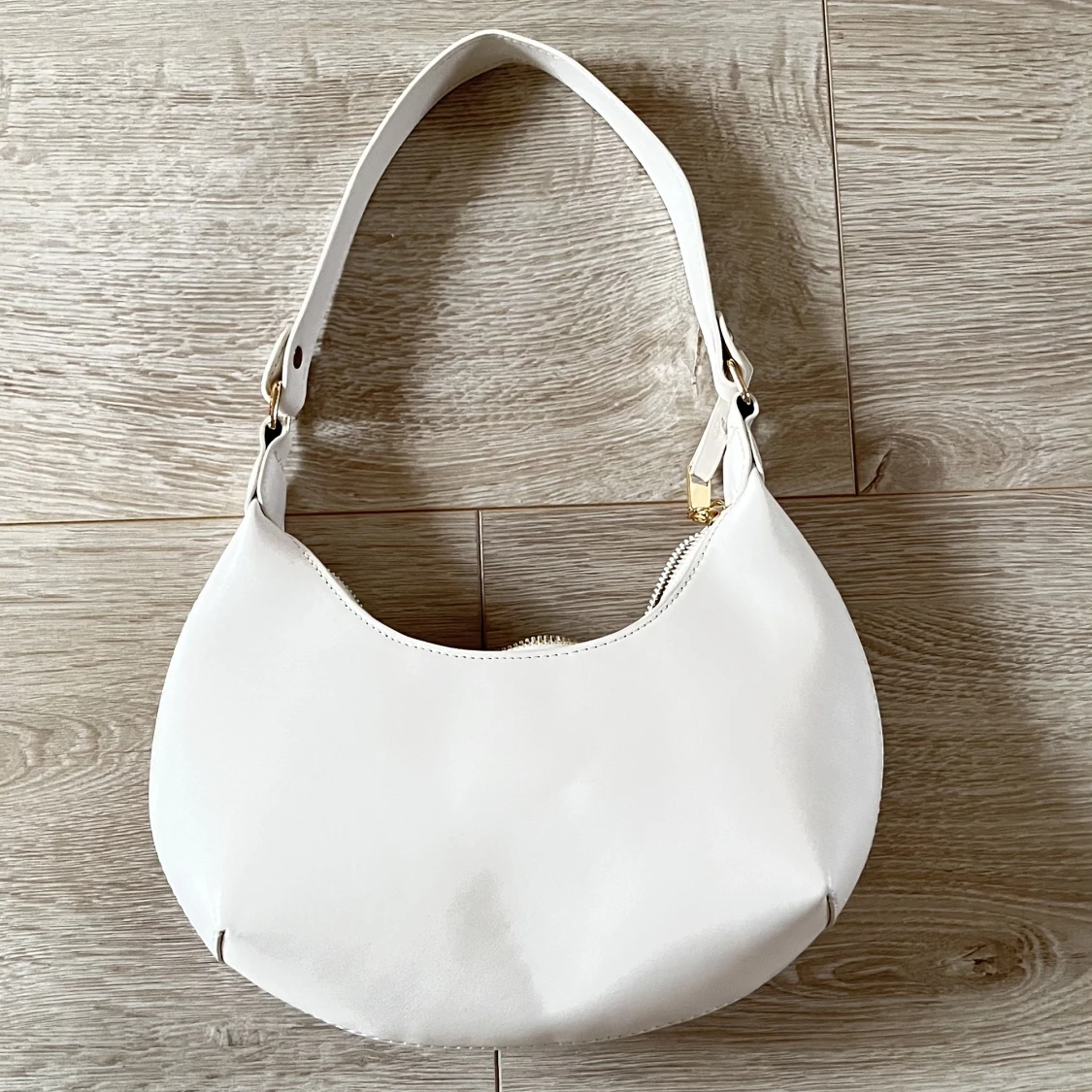 Vit/beige väska  - 91