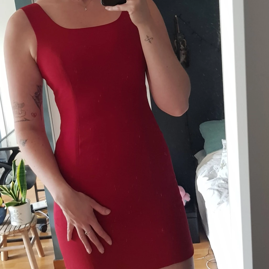 Figurnära vintage klänning