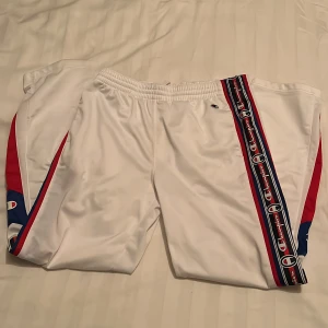 Fräcka byxor - Skick 10/10 aldrig använda endast testade!