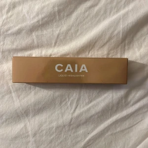 Caia highlighter oanvänd  - Ligger i kartong oöppnad, tejp kvar 