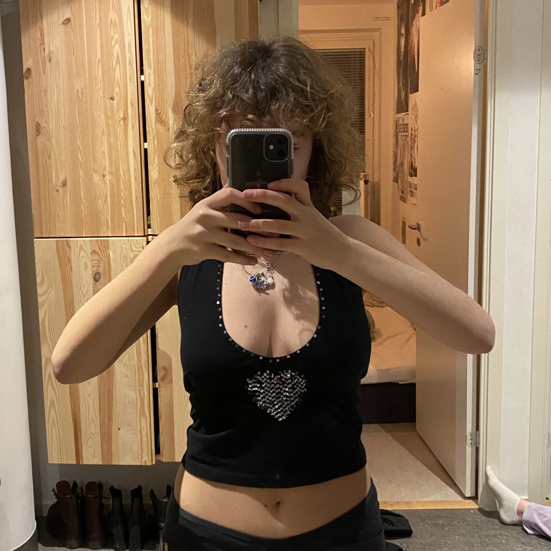 Svart topp med glitter  - 90