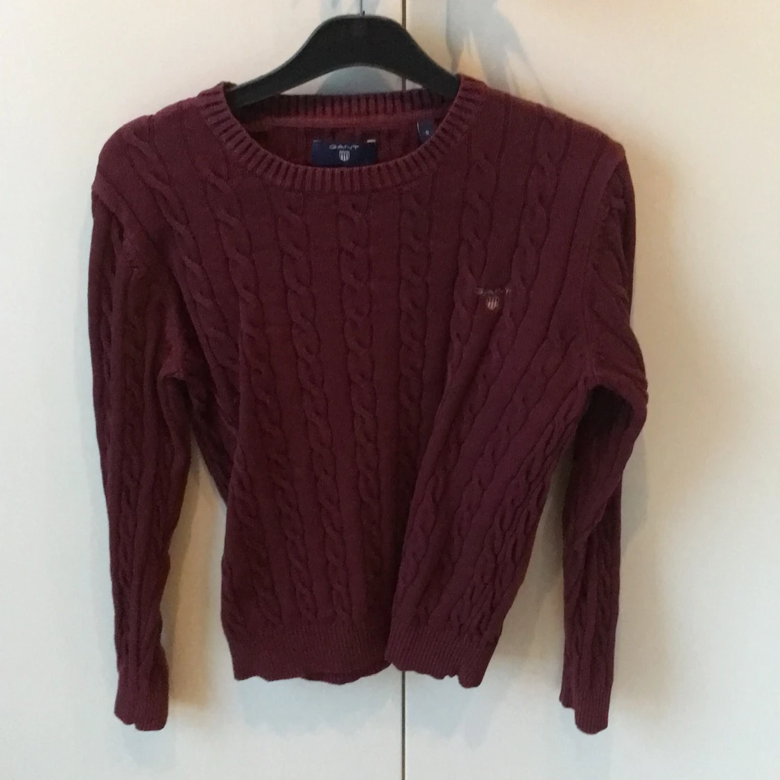 Kabel stickad gant - 90