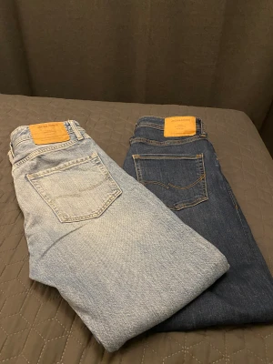 Jack & Jones Jeans (28,32) - Mycket bra skick (Straight jeans)  300kr/st