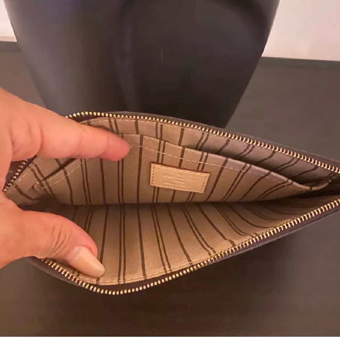 Louis Vuitton pochette  - 90