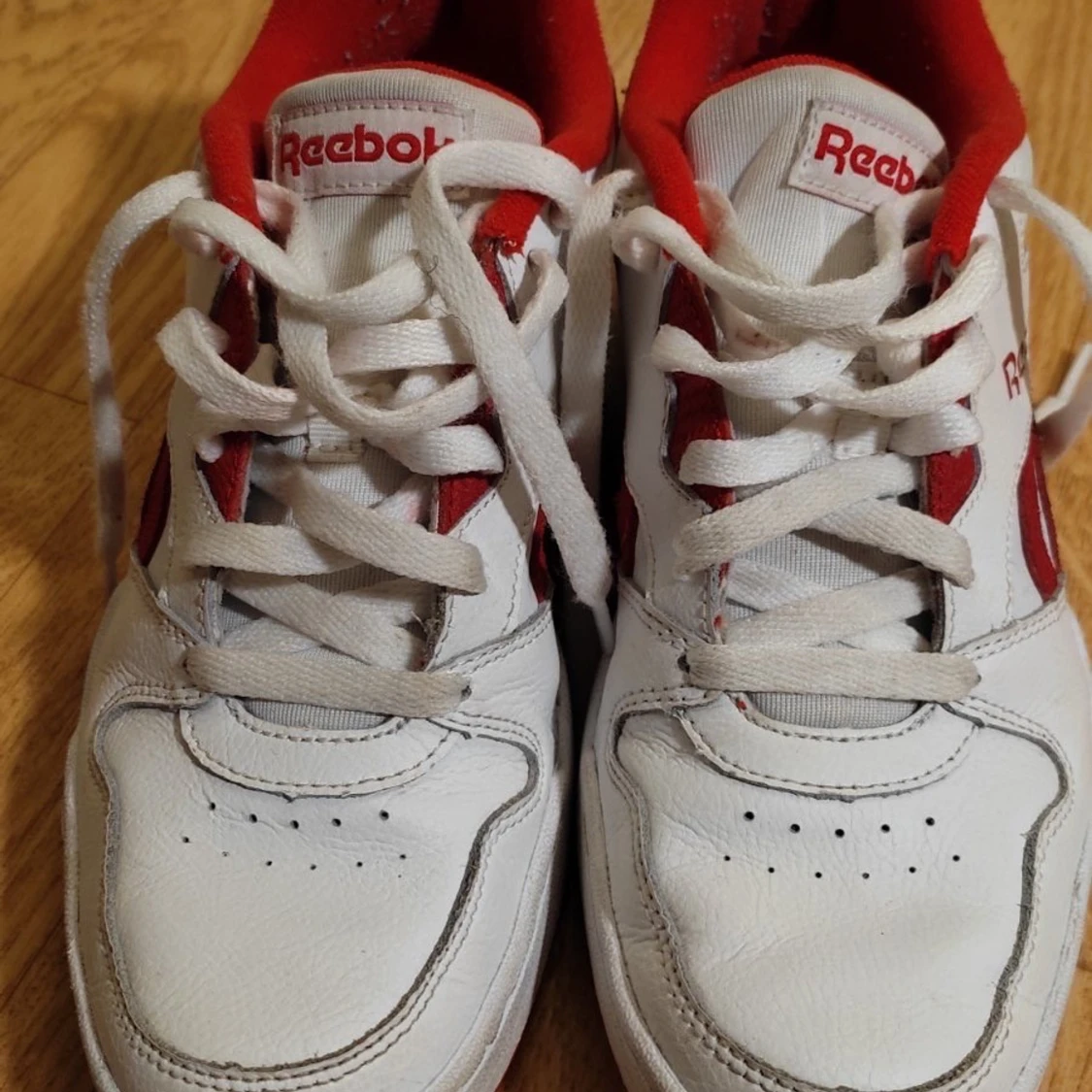 Röda Reebok sneakers - 90