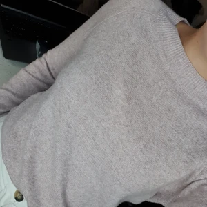 Vero Moda Tröja - Inköpt 2021.  Köparen står för frakten 🙏