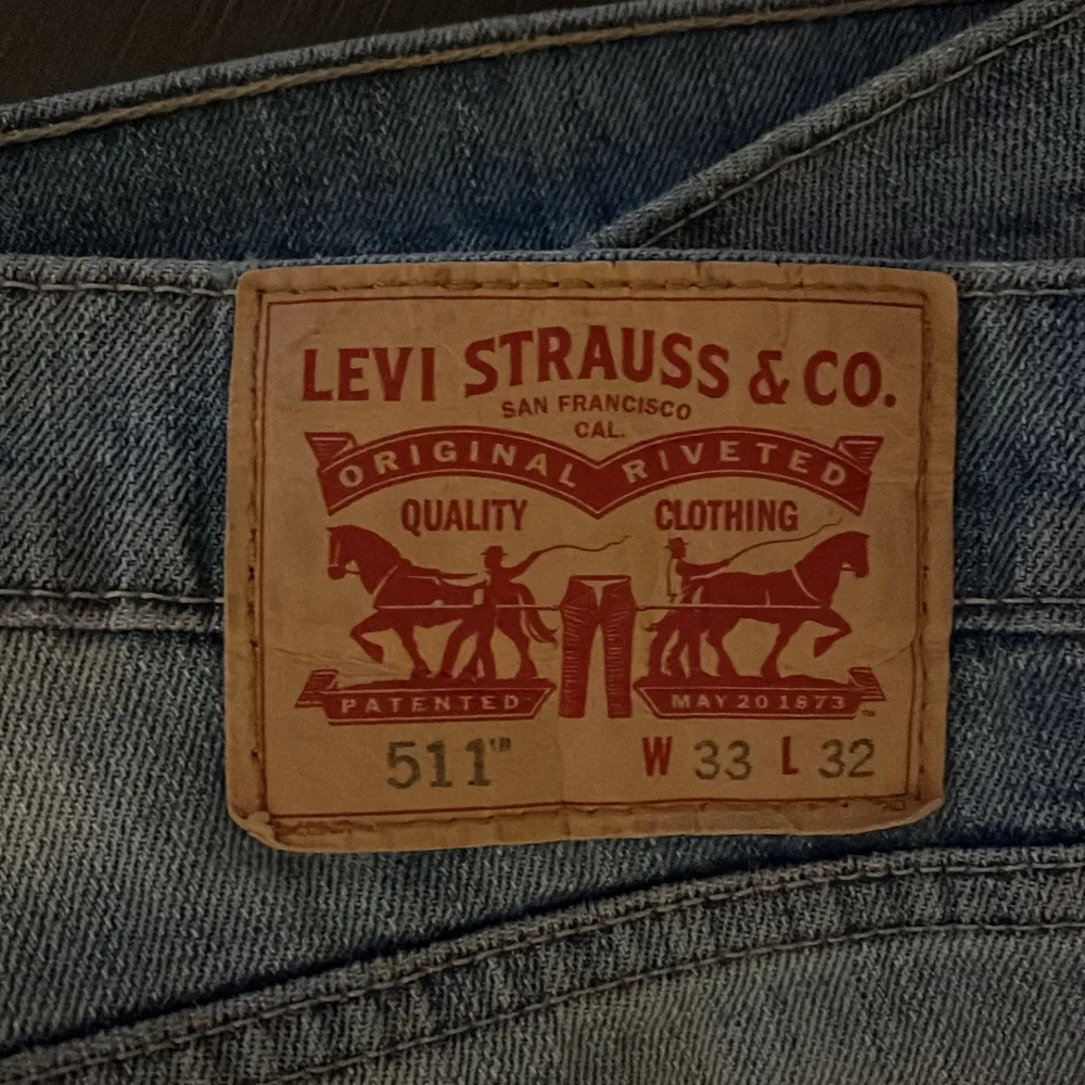 Snygga vintage Levi’s 511 ljusblå tvätt. . Jeans & Byxor.