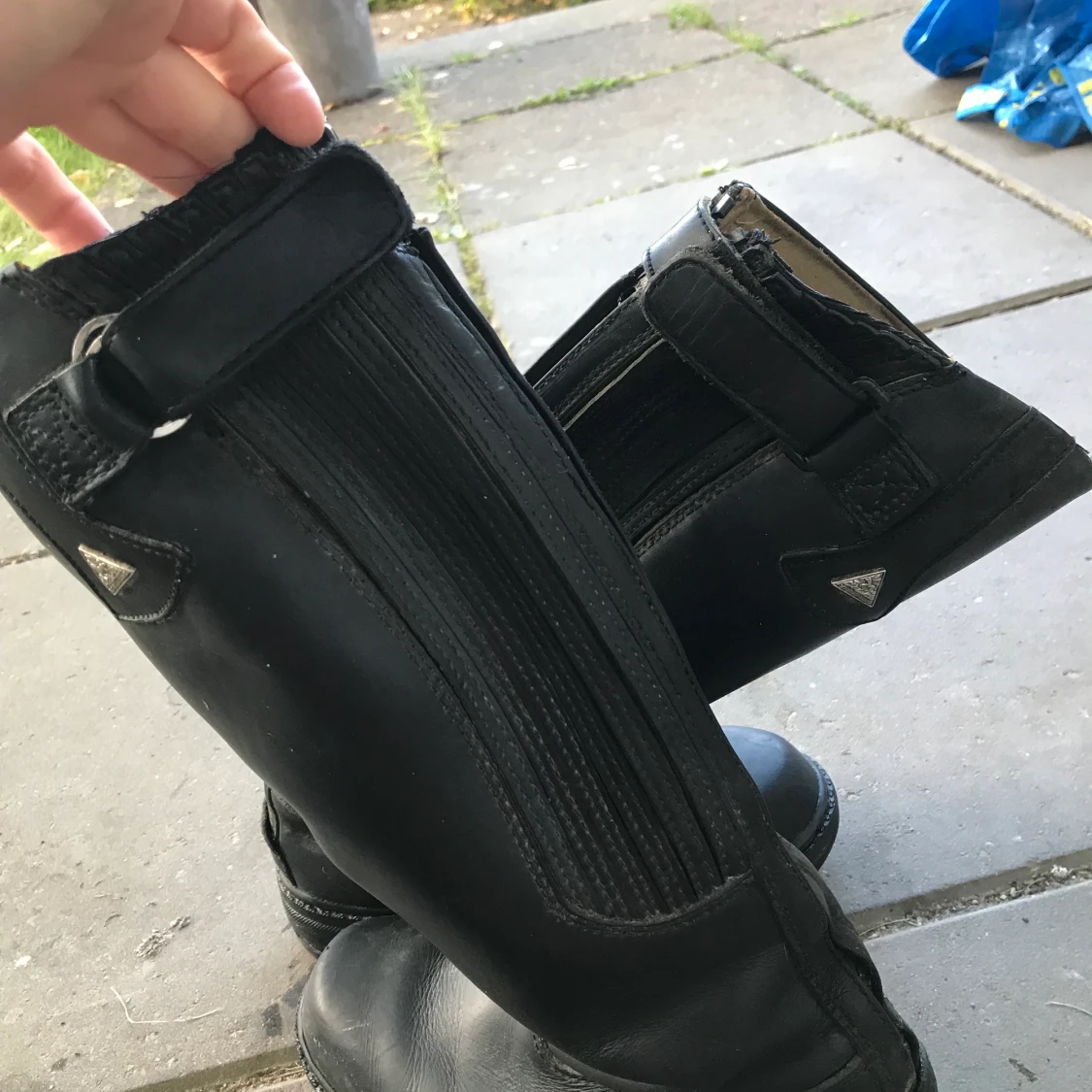 hej säljer dessa ridstövlar från mountain horse - 91