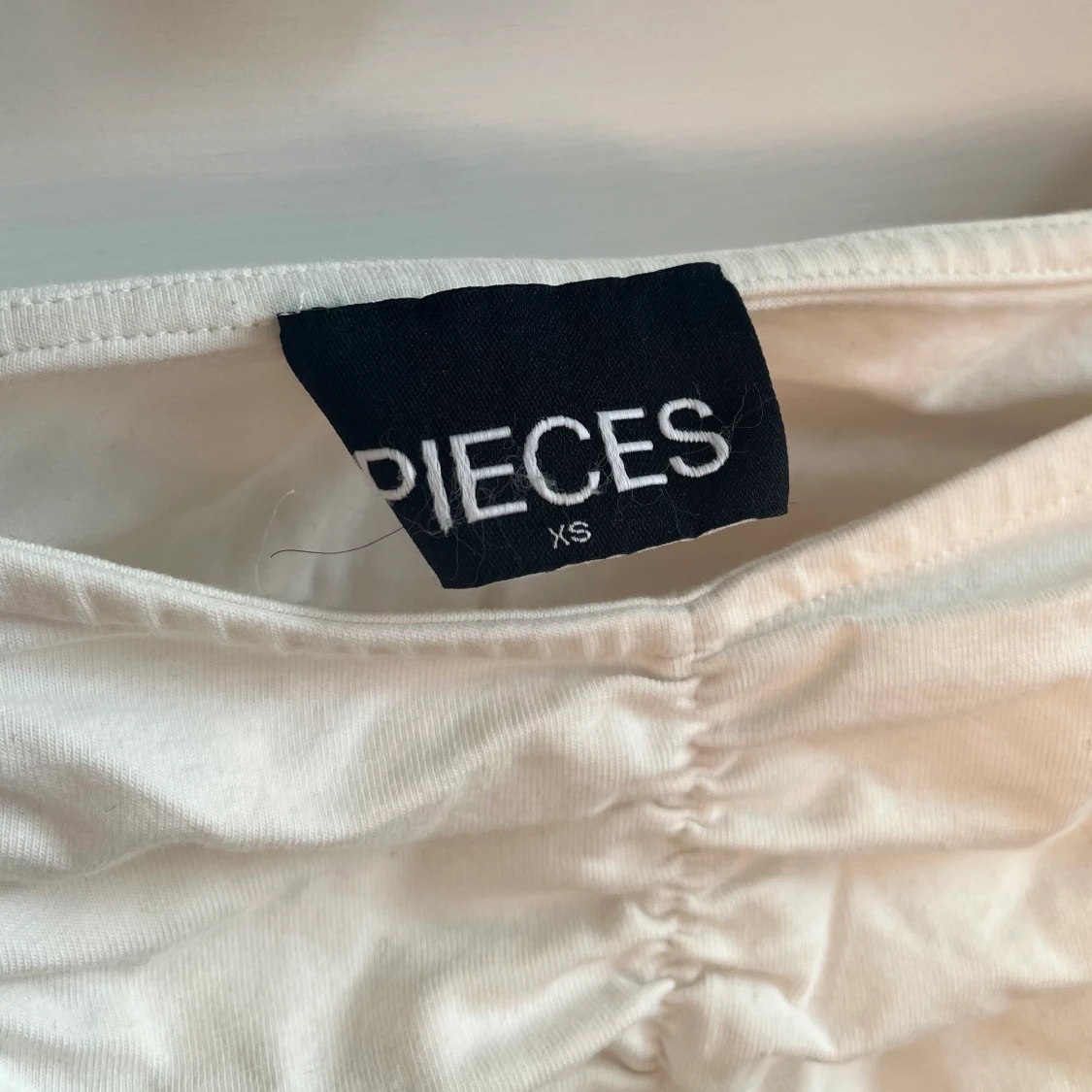 Off shoulder top  - 90