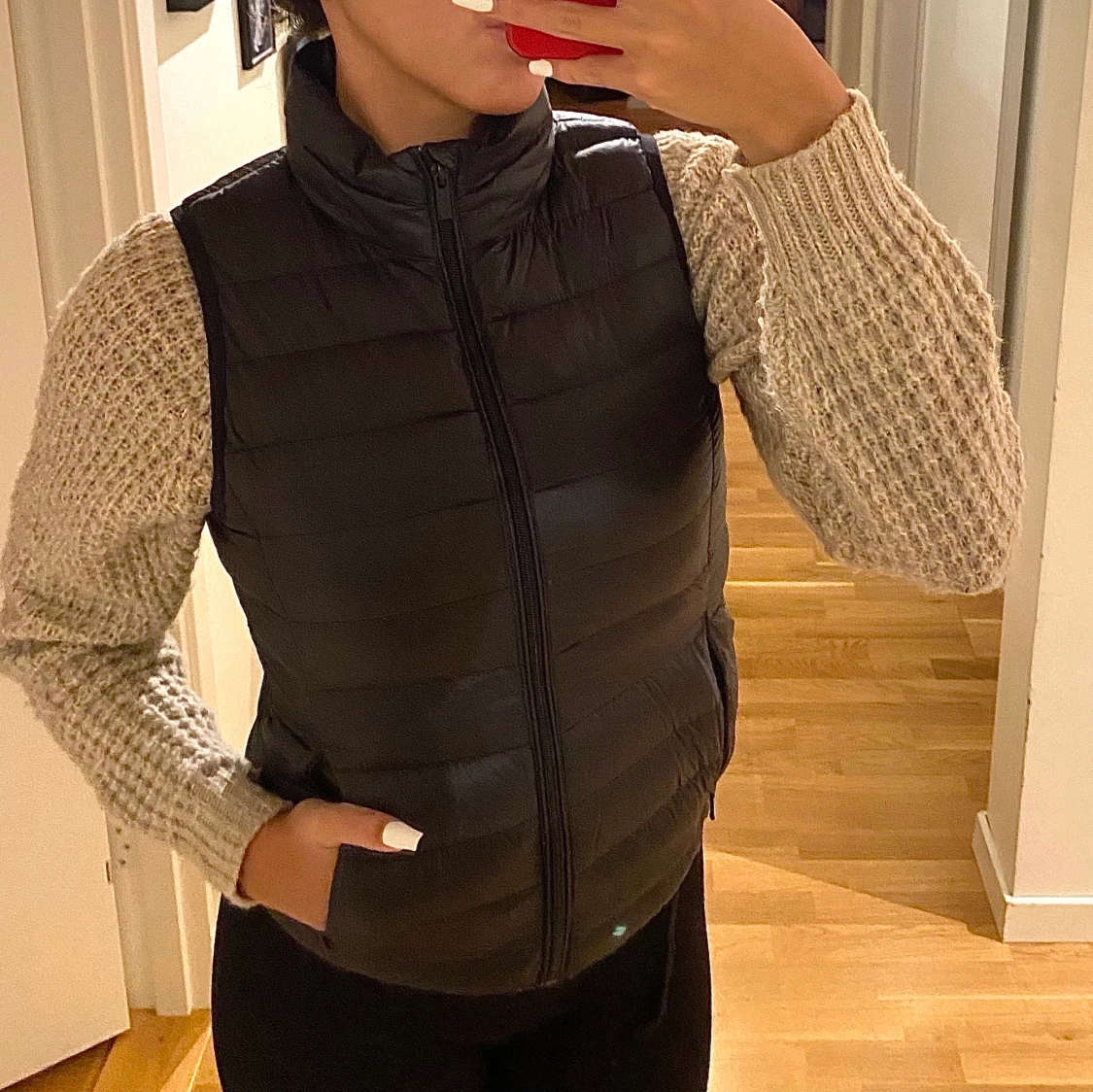 Svart väst - 90