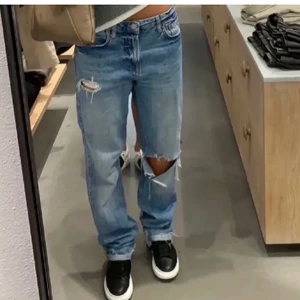 Zara jeans  - Säljer dessa zara jeans då jag inte använder dom så mycket längre 
