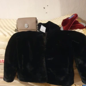 Jj jacket - Helt ny pälsjacka 