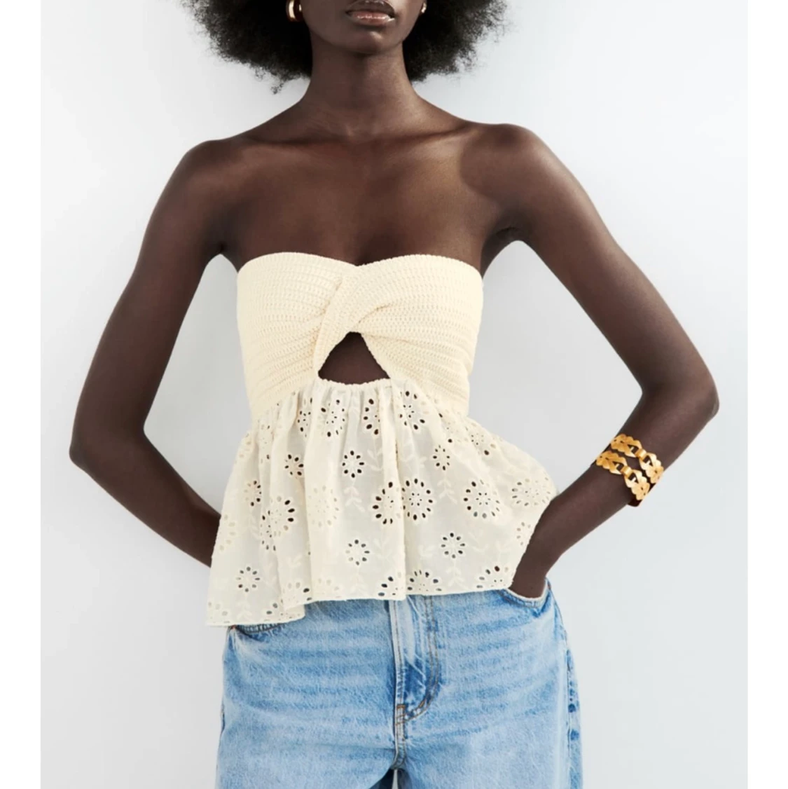 STICKAD OCH KOMBINERAD TOPP - 90