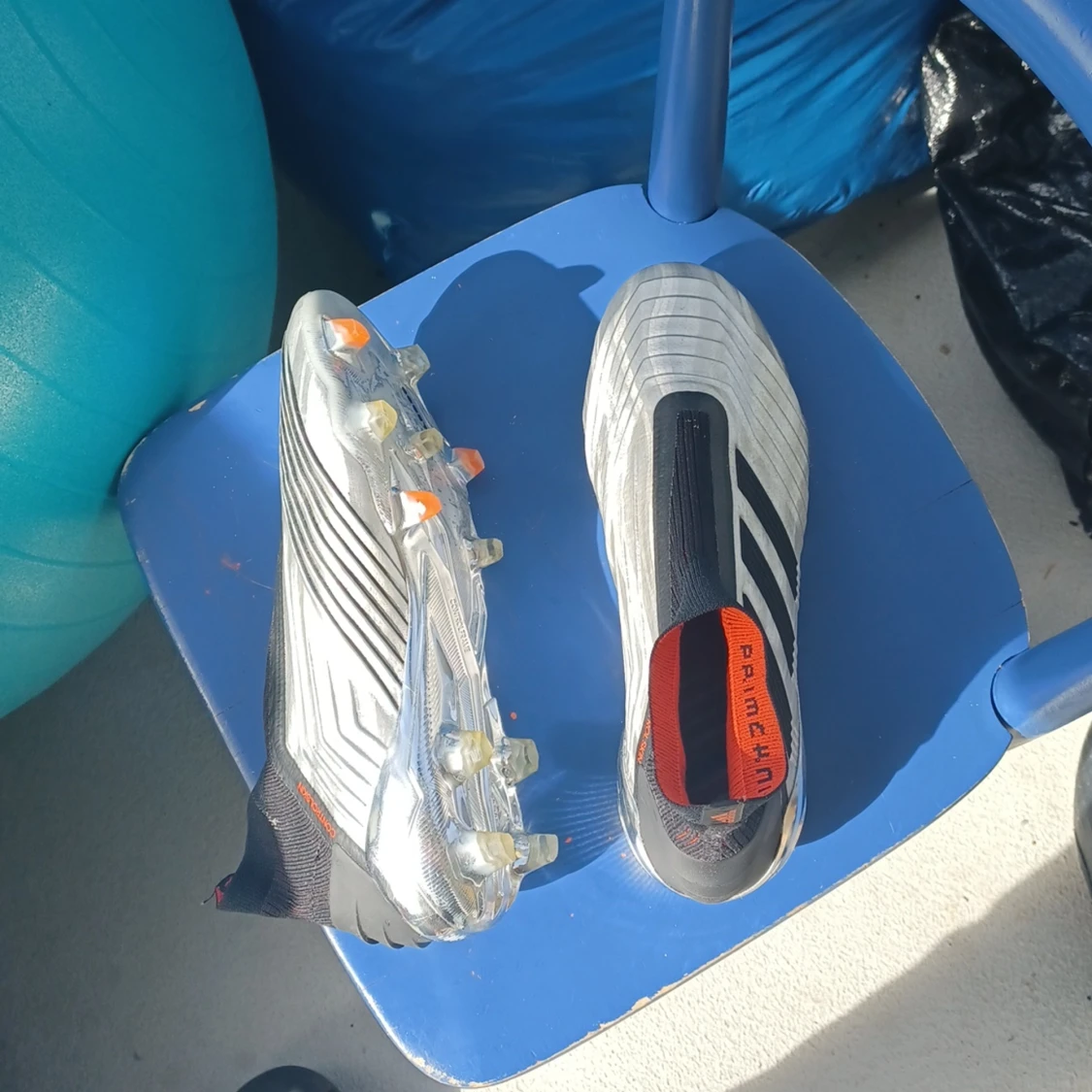 Adidas predator fotbollsskor (äkta) - 90