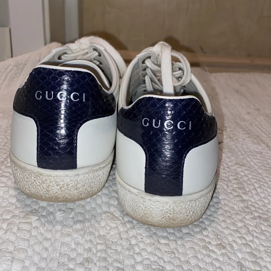 Gucci sneakers i bra skick - 91