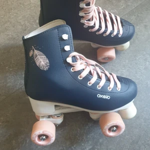 Rullskridskor - Sparsamt använda rullskridskor i strl 38