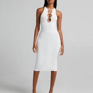 SÖKER - Söker denna klänning från bershka!! 