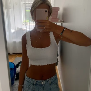 Topp - ⚠️TRYCK EJ PÅ KÖP DIREKT⚠️ Jättefin topp från zara som inte kmr till användning