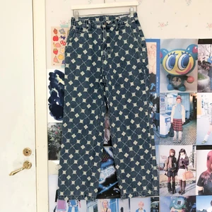 Unalloyed argyle jeans - Argyle jeans från sydkoreanska märket Unalloyed! I nyskick! Nypris $109  Kontakta mig gärna om du har frågor!