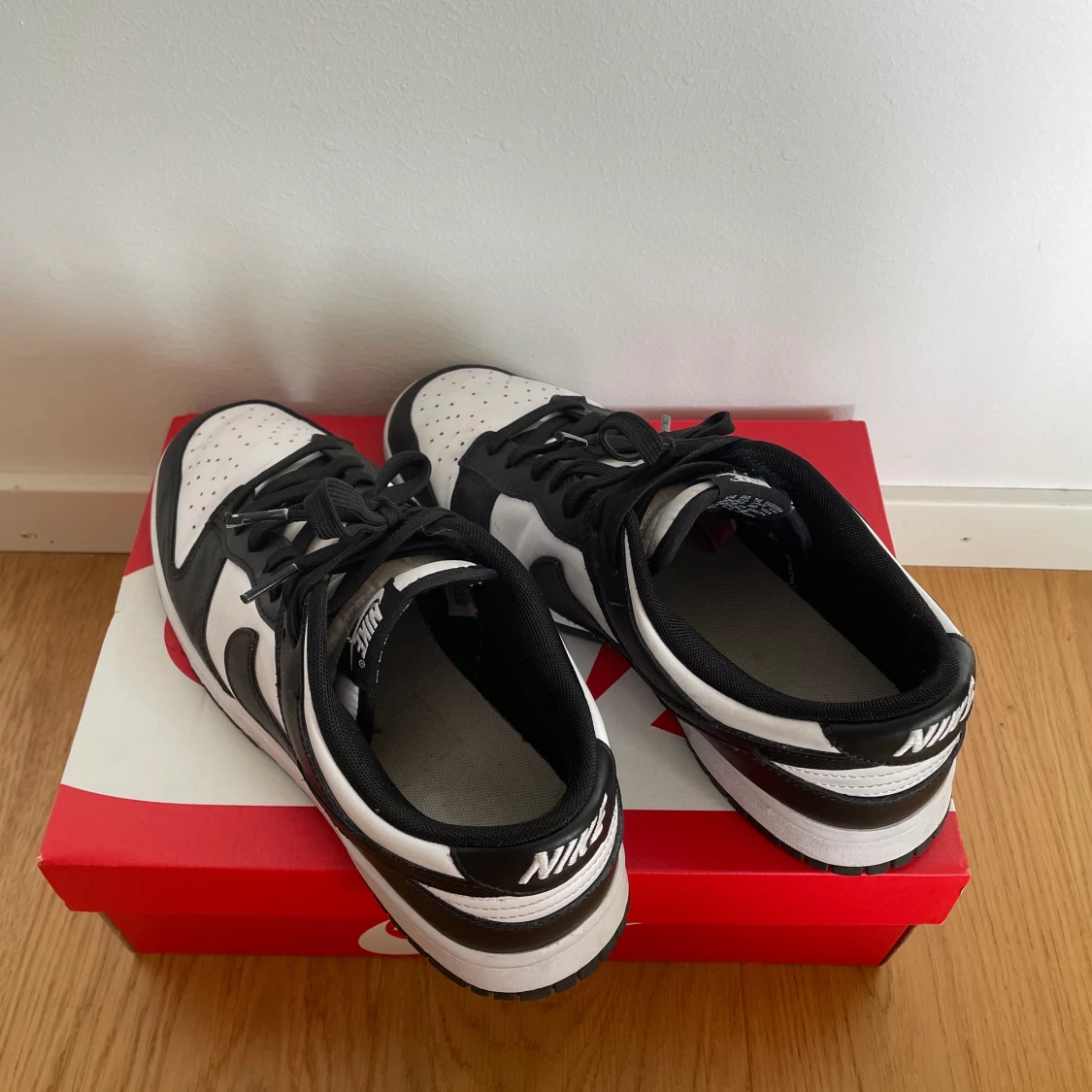 Nike Dunk Low Retro Panda 🐼 , strl 44 - 90