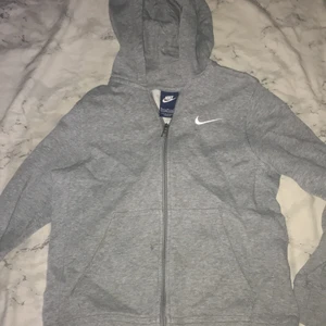 Tröja - Nike tröja aldrig använd 