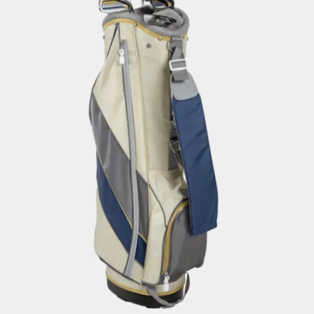 Säljer denna golfbag som är i bra skick från Wilson. 8-9/10 i skicket. Regnskydd för klubborna medföljer.. Övrigt.