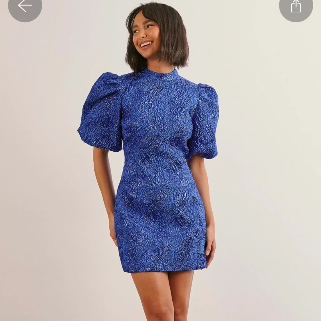 Margaux klänning nakd