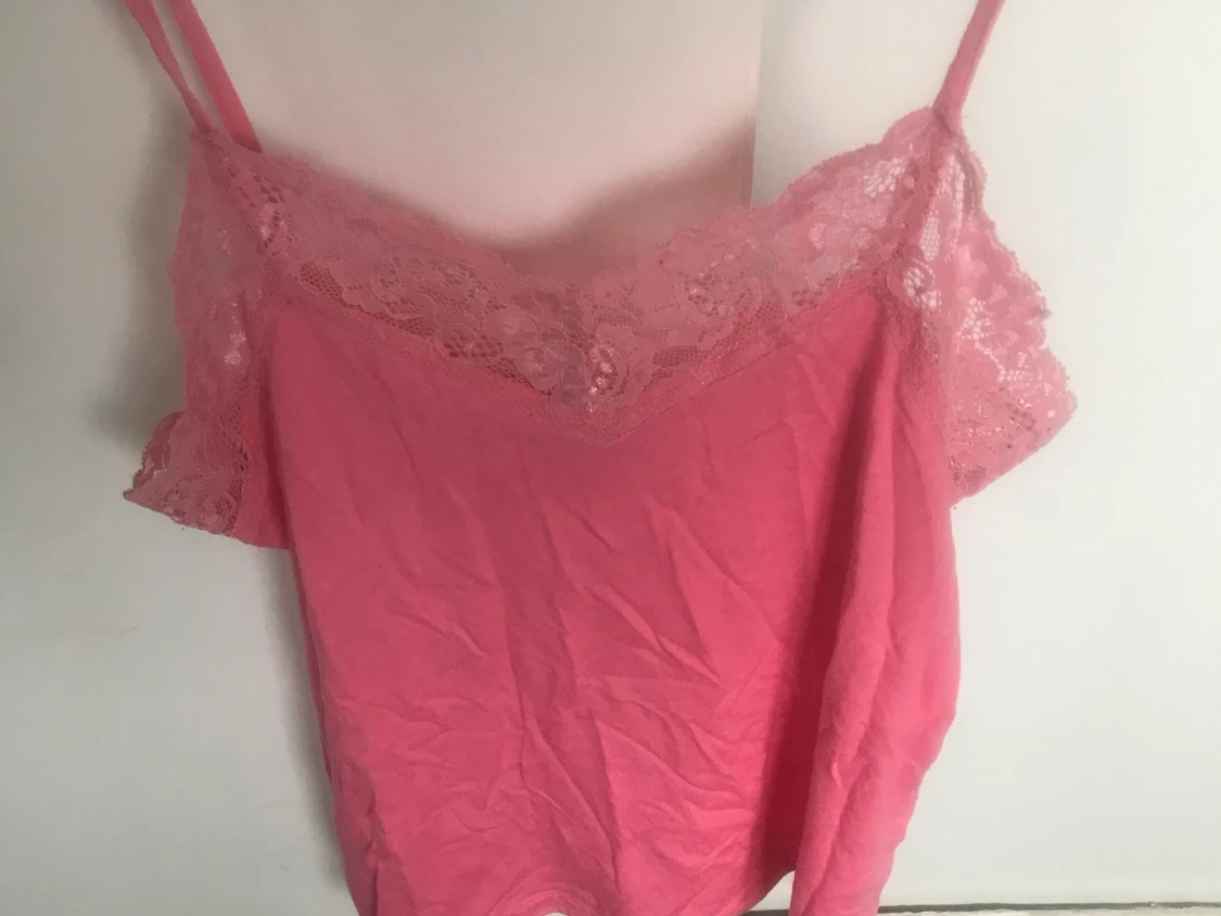 2 linnen o en t-shirt