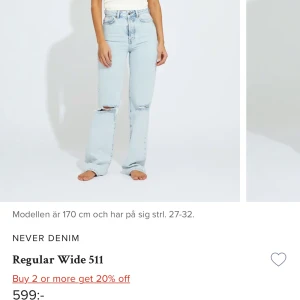 Blå jeans  - Säljer nu mina blå jeans från bikbok. Wide waist är 24 och längd 30. Använder aldrig längre och är i bra skick. 