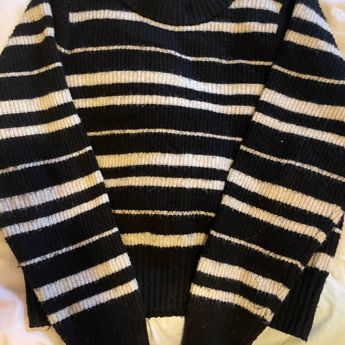 Randig stickad tröja - 90