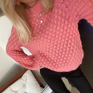 Stickad tröja - Helt oanvänd stickad tröja från h&m