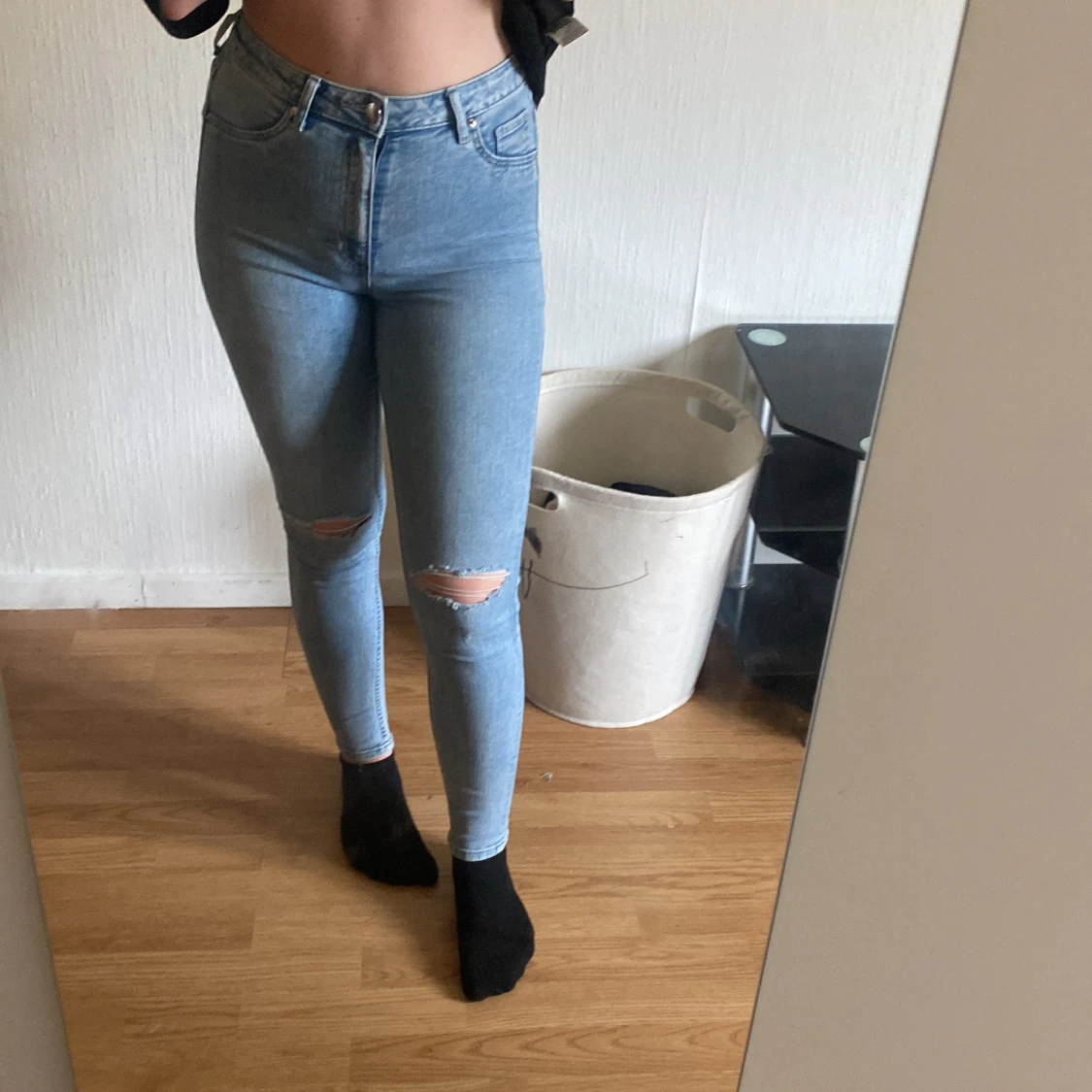 Ljusblåa jeans  👖  - 90