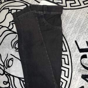 Svarta Jeans leggings från freddy wr.up 