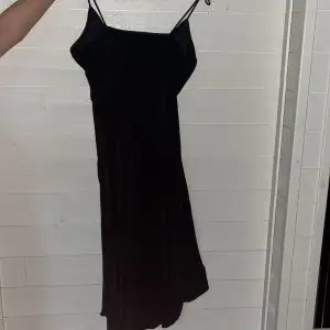 en fin svart klänning 