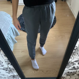 Mjukis byxor  - Säljer dessa mjukis byxor då dom inte används längre, använda fåtal gånger. Vid Intresse tveka inte att kontakta!🤩