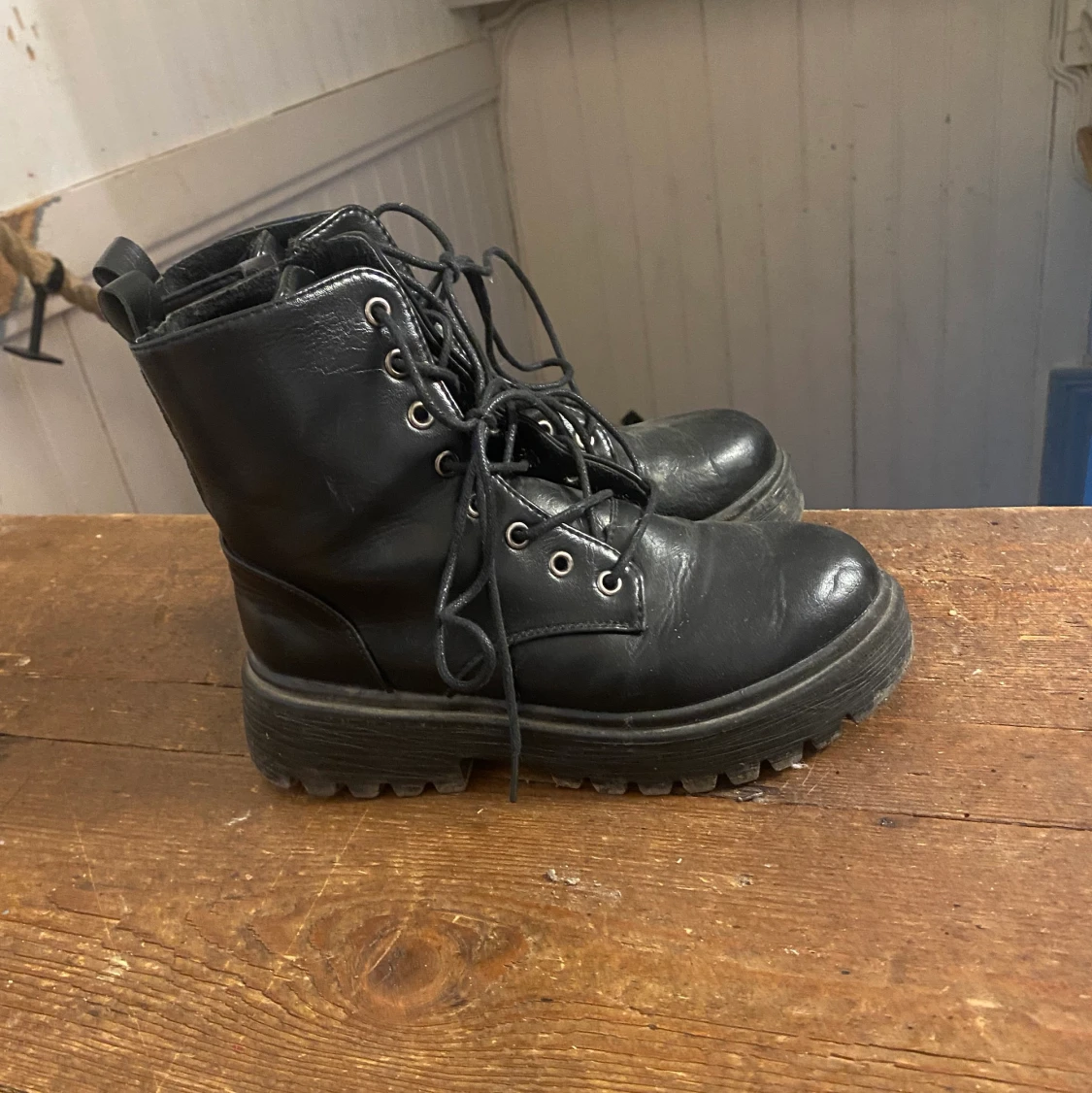 Svarta boots 37 - 90