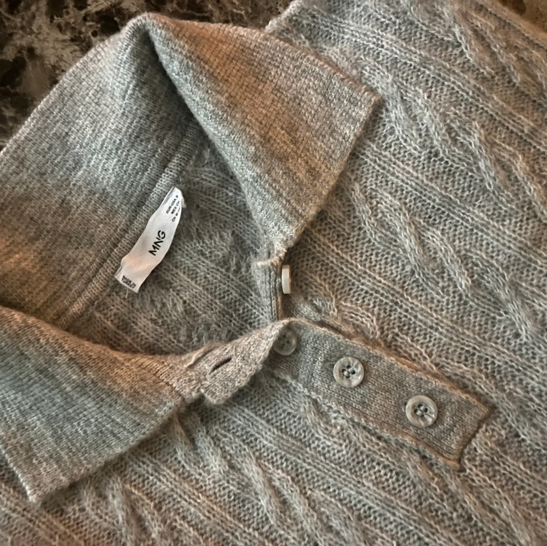 Långärmad tröja med krage 