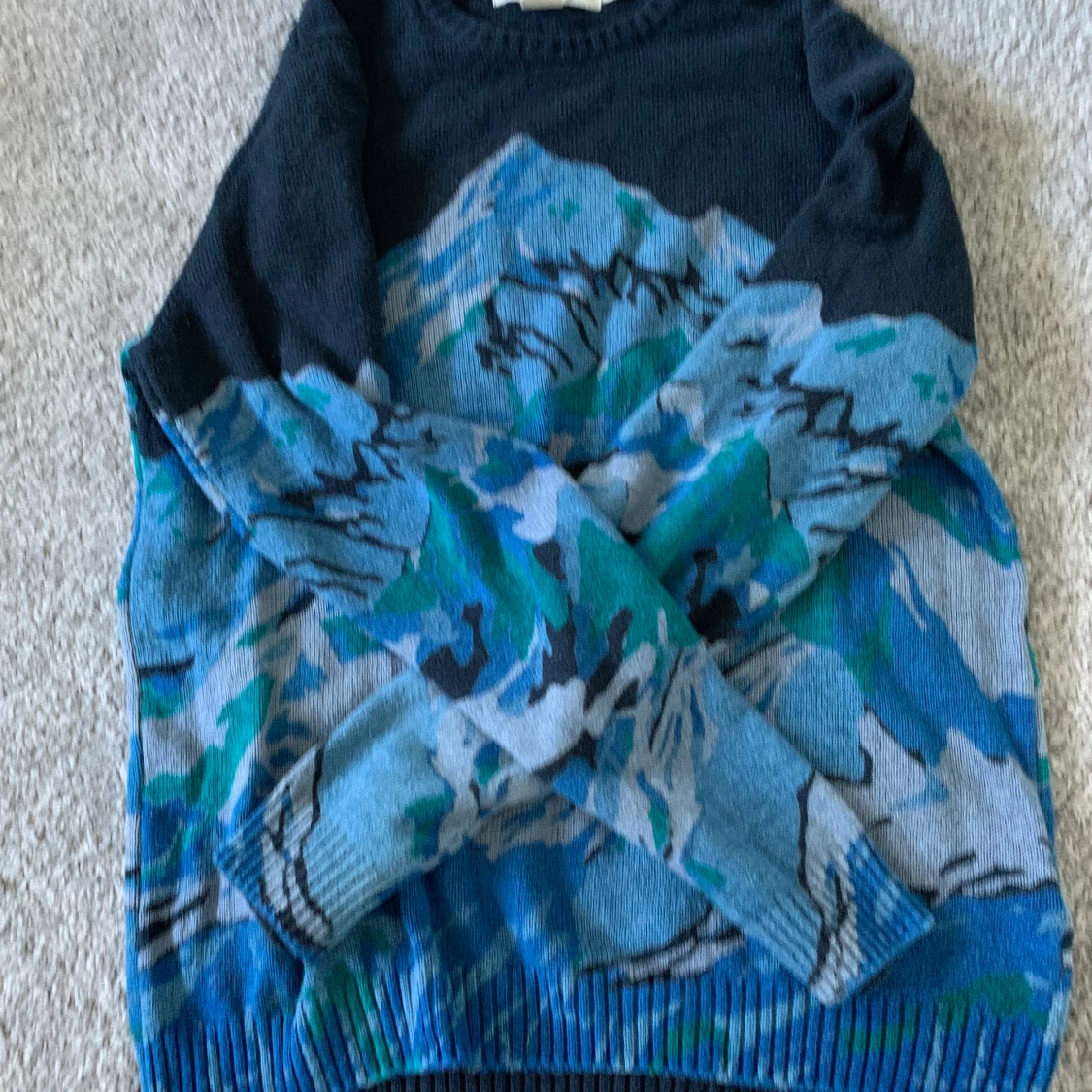 Stickad tröja  - 90