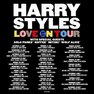 Harry Styles konsert i Stockholm  - Hej! Jag säljer 3 st biljetter till Harry Styles konsert i Stockholm den 29/6. Jag samt de jag skulle gå med har tyvärr inte möjlighet att gå längre.. :( Det är onumrerade ståplatser (Entré D) och jag säljer biljetterna för det pris jag själv har betalat, vilket blir 2865 kr. OBS! Säljer endast biljetterna tillsammans då det inte går att sälja dem separat. Kontakta mig för att få mer information om hur själva köpet går till. 